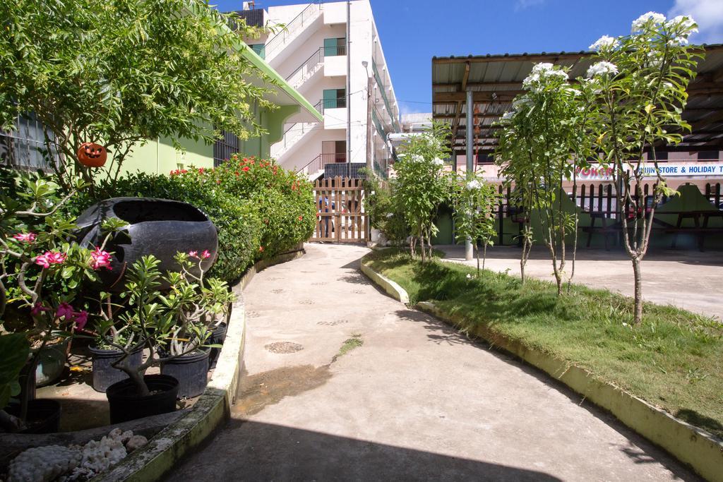 G.T. Guest House Garapan Exteriér fotografie