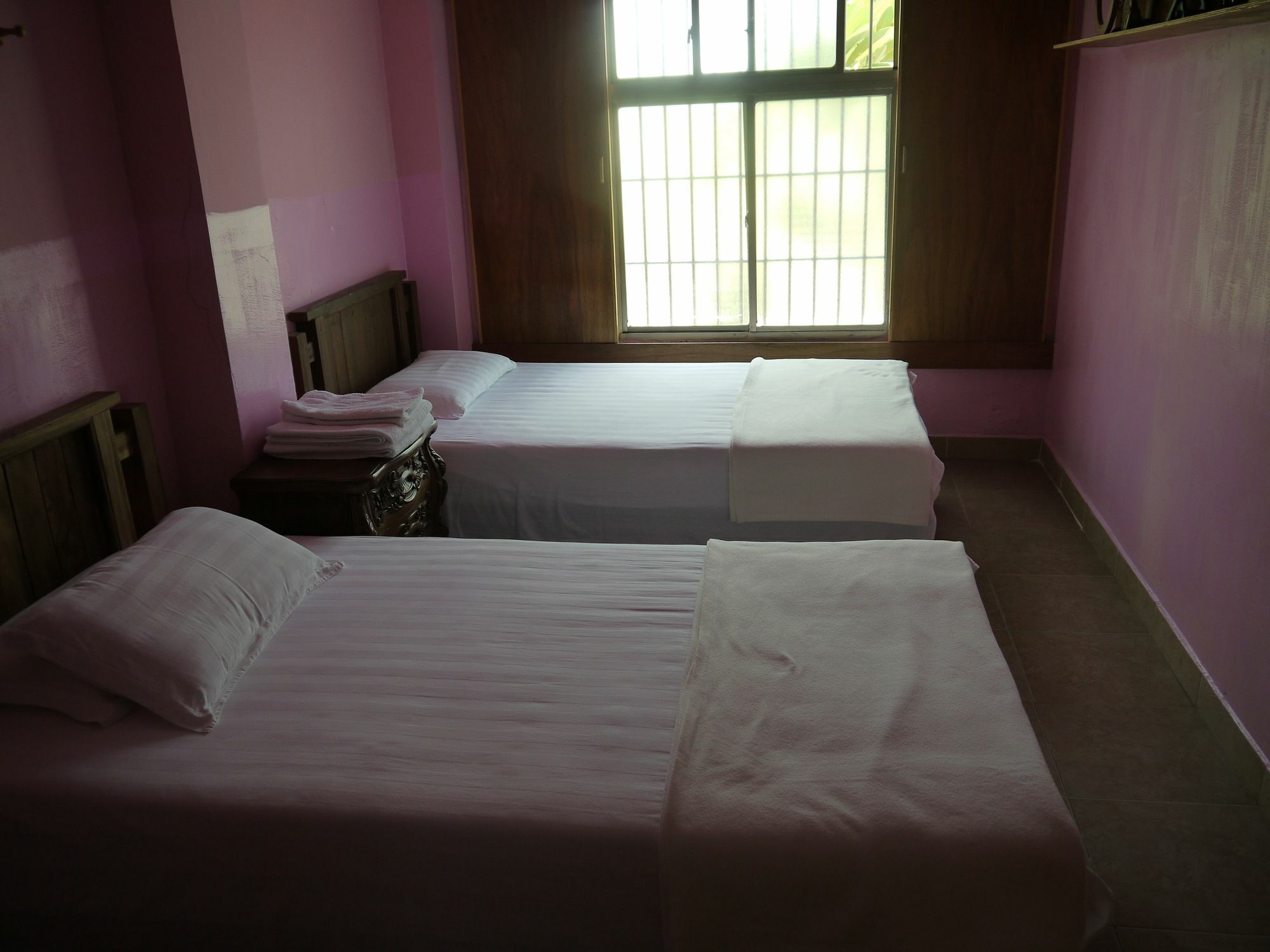 G.T. Guest House Garapan Exteriér fotografie